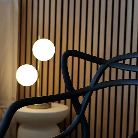 Roots - Central, Unique And Cozy Apartment